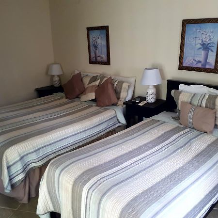 Hibiscus House Bed And Breakfast Contadora Island Экстерьер фото
