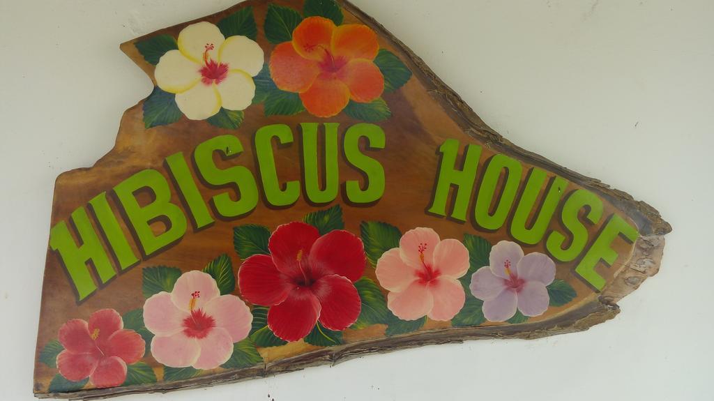 Hibiscus House Bed And Breakfast Contadora Island Экстерьер фото