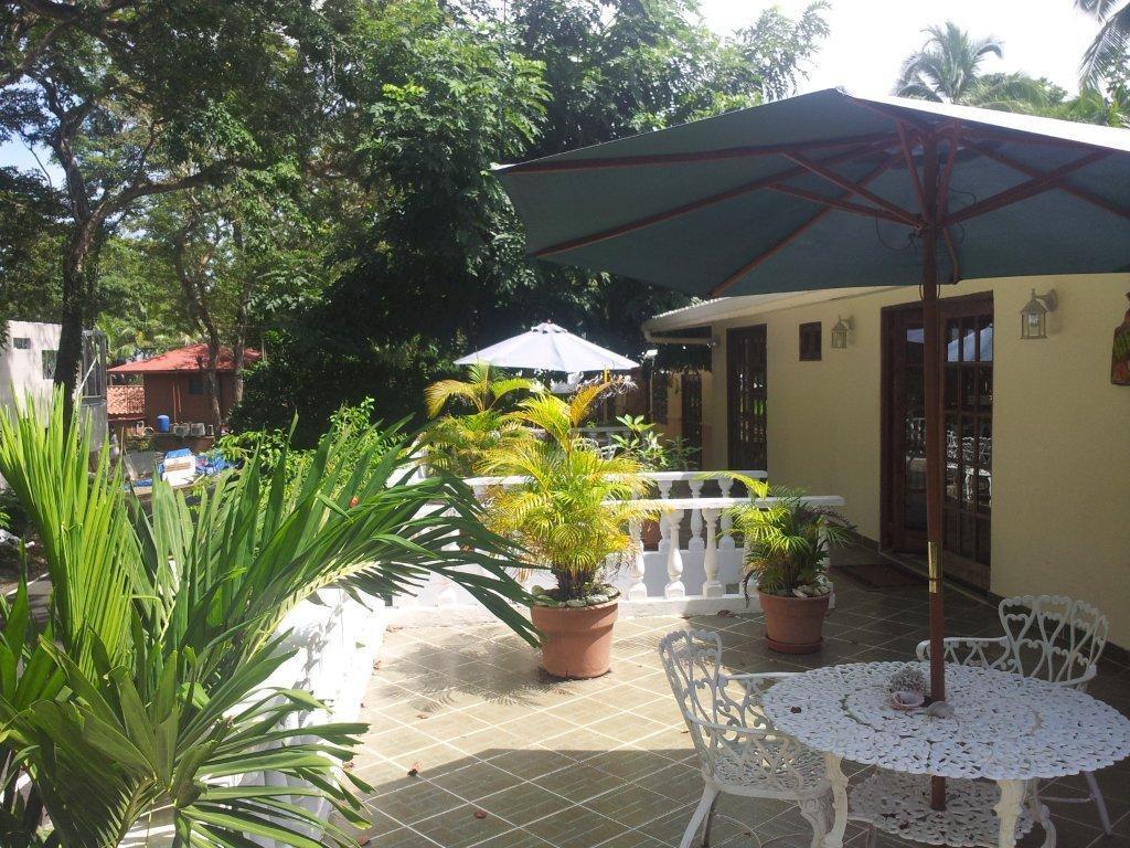 Hibiscus House Bed And Breakfast Contadora Island Экстерьер фото